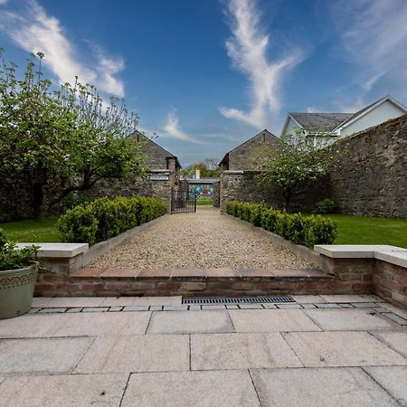 Stay Barrow Blueway - The Stables Monasterevin Экстерьер фото